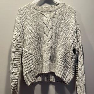 Moon & Madison Large Cable Sweater